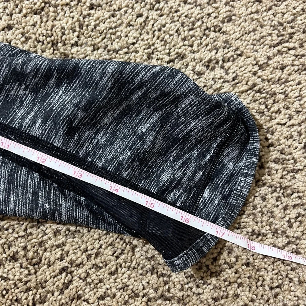 Lululemon women’s capris